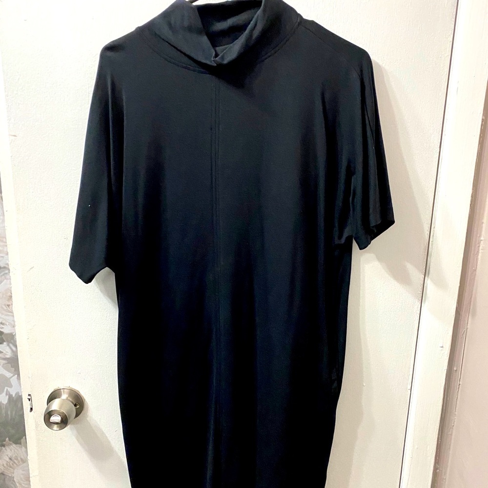 Mock neck short sleeve dress